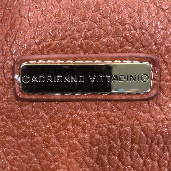 Adrienne Vittadini rust color faux leather hobo/shoulder bag in good condition - Picture 5 of 9